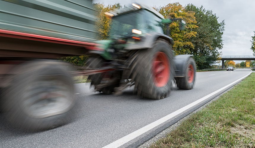 Pneumatic dual-line braking for speeds of over 40km/h