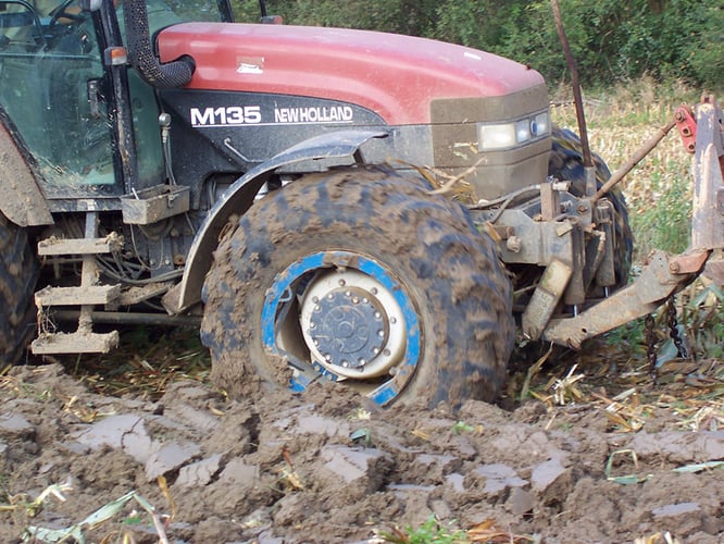 Excess front axle slip linked to incorrect lead