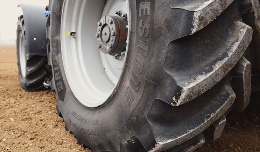 Loaded low-pressure VF VT-TRACTOR tyres