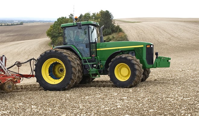 Impact of the type of ground on the hourly cost of an agricultural tyre