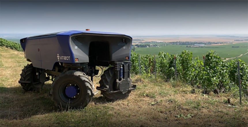 Autonomous viticultural tractor