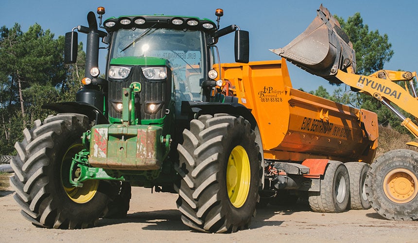 VX-TRACTOR tyres, use for construction work