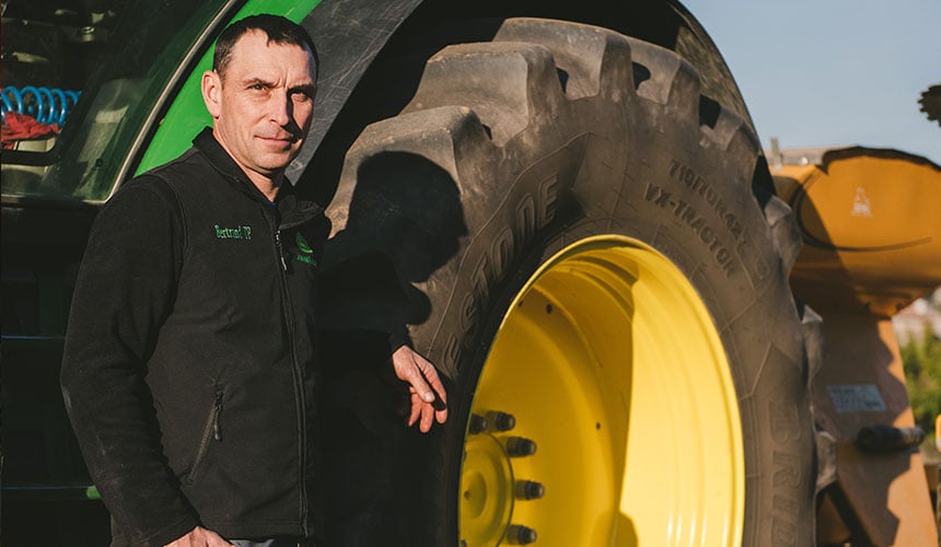 Farmer testimonial regarding VX-TRACTOR tyres