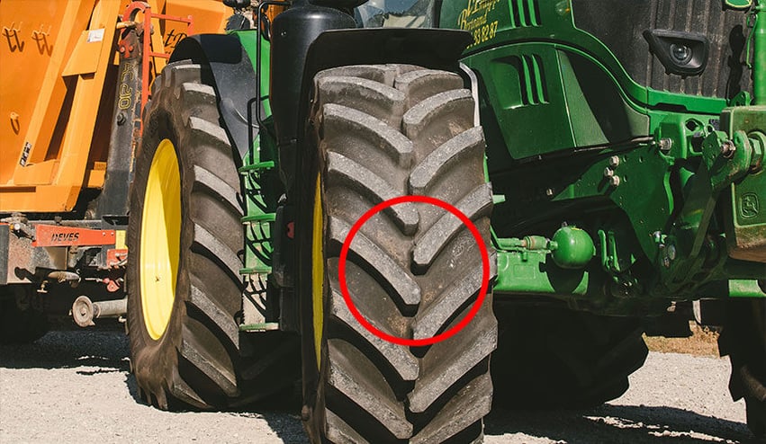 Agricultural tyre tread