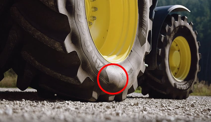 The sidewalls are a sensitive area of an agricultural tyre