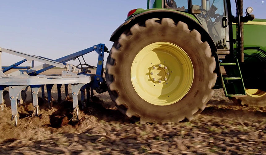 VX-R TRACTOR tyre for better energy efficiency