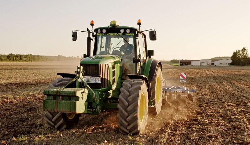 Behavioural study of tyres in the field during work