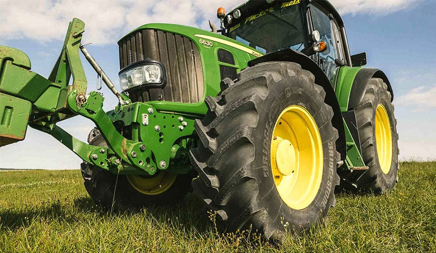 Bridgestone VX-R TRACTOR tyres for small to medium-power tractors